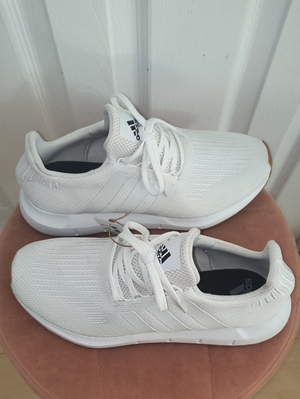 Adidas Swift Run 1.0 Sneakers White Mens Size 9.5 NWOB - Picture 4 of 9